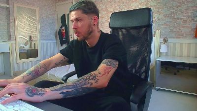 JonahShaw live cam on Cam4