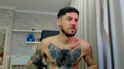 JonahShaw live cam on Cam4