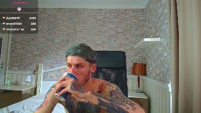 JonahShaw live cam on Cam4