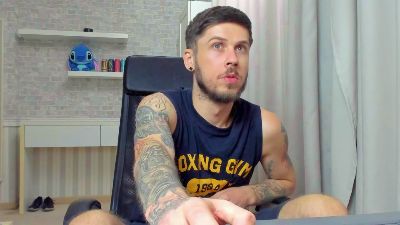 JonahShaw live cam on Cam4