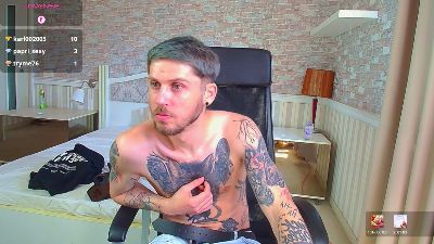 JonahShaw live cam on Cam4