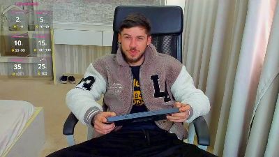 JonahShaw live cam on Cam4