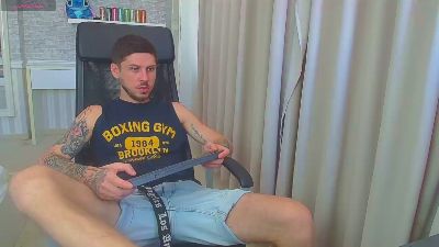 JonahShaw live cam on Cam4