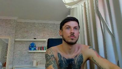 JonahShaw live cam on Cam4