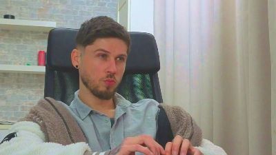 JonahShaw live cam on Cam4