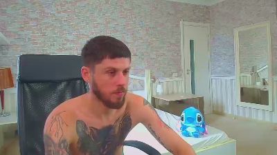 JonahShaw live cam on Cam4