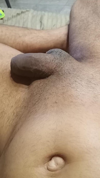 Jonatan6735 live cam on Cam4