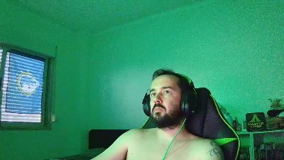 Jonathanagas live cam on Cam4