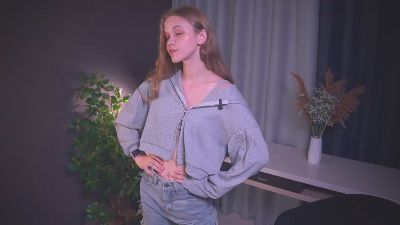 JonellVacchiano live webcam model from United States