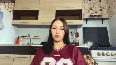 JongVanduyne live cam on Cam4
