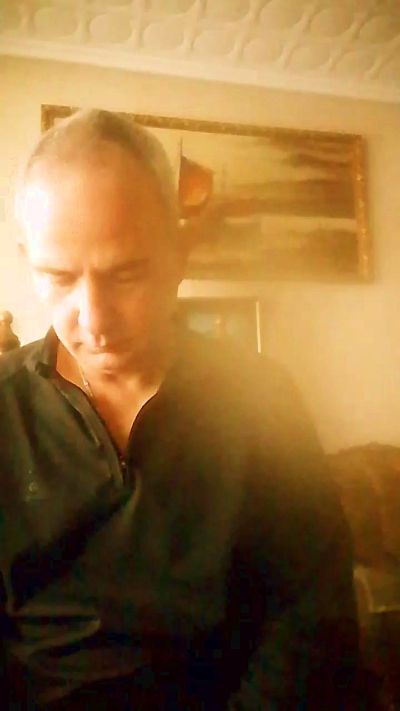 Jongurutz1 live cam on Cam4
