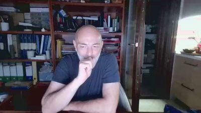Jonnie696969 live cam on Cam4