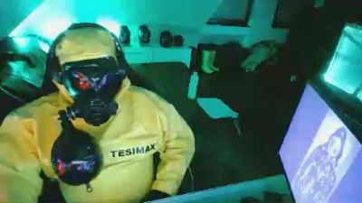 Jonnny85 live cam on Cam4
