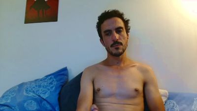 Joohn7i__ live cam on Cam4