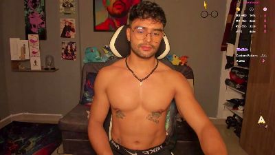 JordanRossie live cam on Cam4