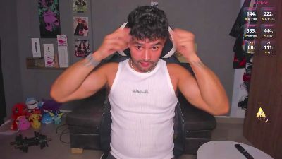 JordanRossie live cam on Cam4