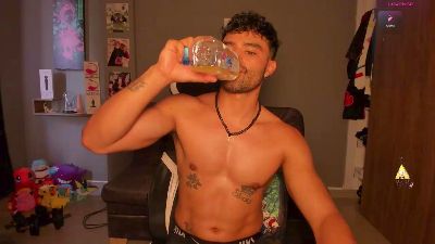 JordanRossie live cam on Cam4