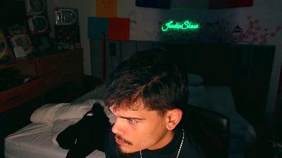 JordanShowLove live cam on Cam4