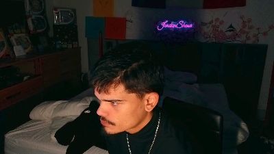 JordanShowLove live cam on Cam4