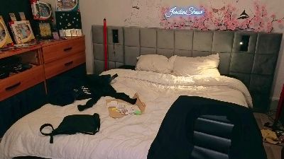 JordanShowLove live cam on Cam4
