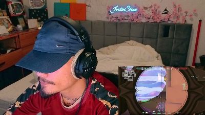 JordanShowLove live cam on Cam4