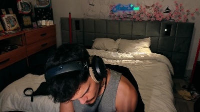 JordanShowLove live cam on Cam4
