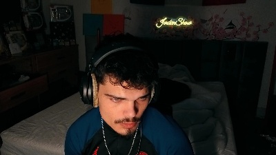 JordanShowLove live cam on Cam4