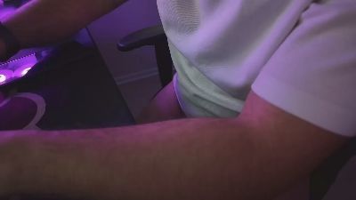 JorgeNitales20 live cam on Cam4