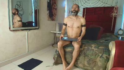 JorgePerezz live cam on Cam4