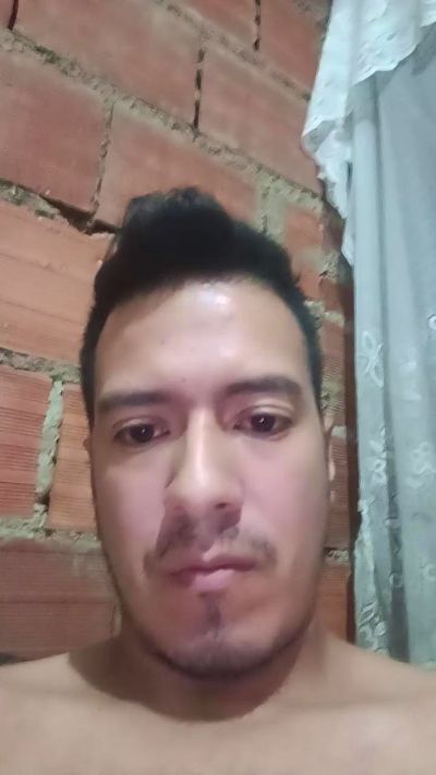 Jose24724 live cam on Cam4