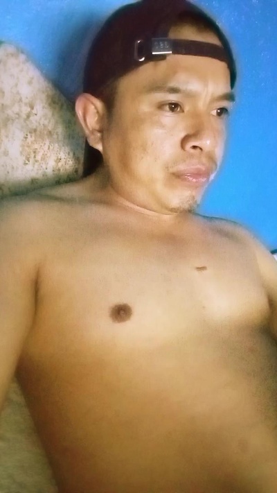 JoseeXx01 live cam on Cam4