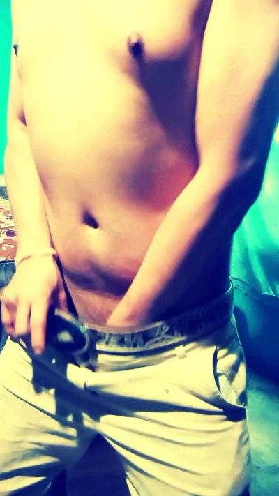 JoseeXx01 live cam on Cam4