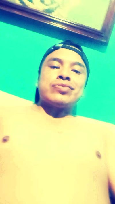 JoseeXx01 live cam on Cam4
