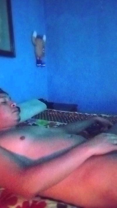 JoseeXx01 live cam on Cam4