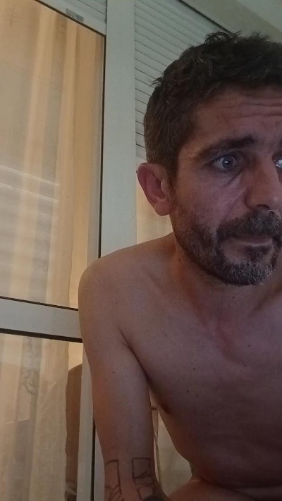 Joseph1904 live cam on Cam4