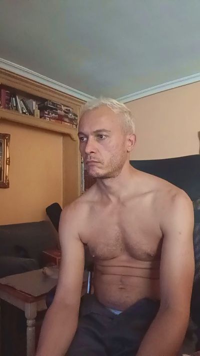 JosephCam live cam on Cam4