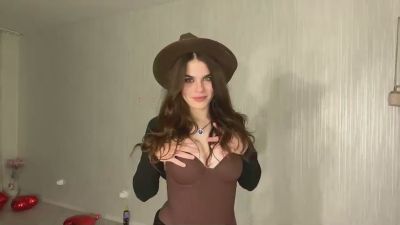 JosephineWines live cam on Cam4