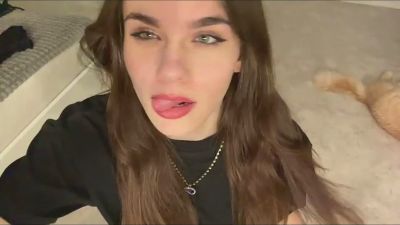 JosephineWines live cam on Cam4