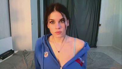 JosephineWines live cam on Cam4