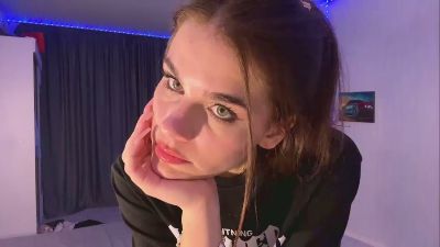 JosephineWines live cam on Cam4