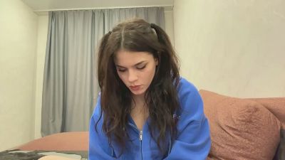 JosephineWines live cam on Cam4