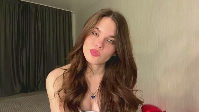 JosephineWines live cam on Cam4