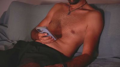 Joshua23cms live cam on Cam4
