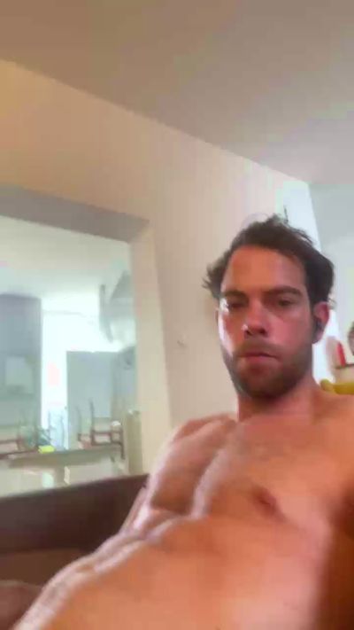 Josselin03 live cam on Cam4