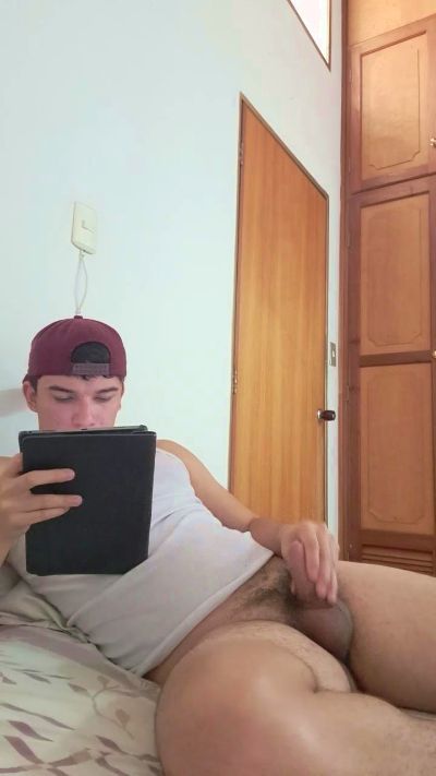 Josue2002hot live cam on Cam4