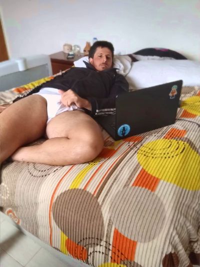 Jota_Show live cam on Cam4