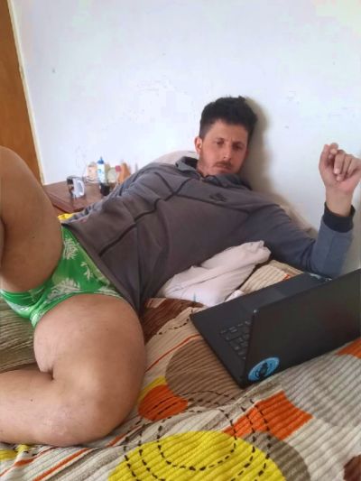 Jota_Show live cam on Cam4