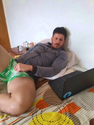 Jota_Show live cam on Cam4