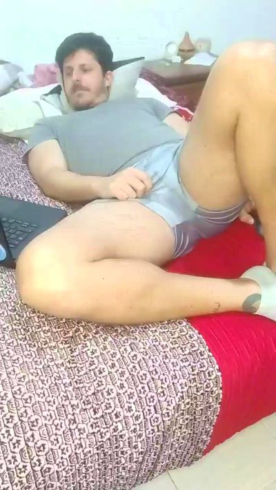 Jota_Show live cam on Cam4