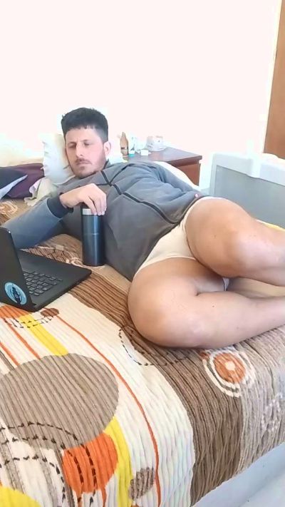 Jota_Show live cam on Cam4